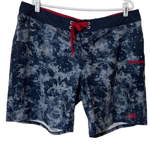 The North Face CMB9 Men’s Olas Blue Graphite
Red Trim Board Shorts Sz 38 - Picture 1 of 12